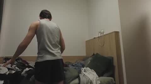 JoeOsulli online show from October 16, 8:28 pm