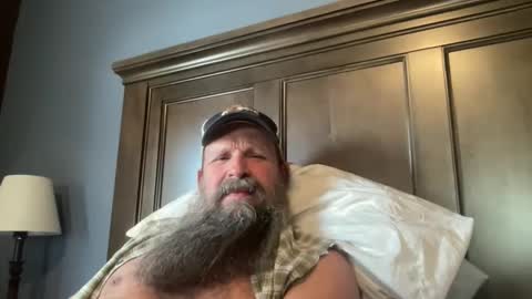 Snapshot of joestros chatting on March 11, 10:42 pm joestros online show from March 11, 10:42 pm