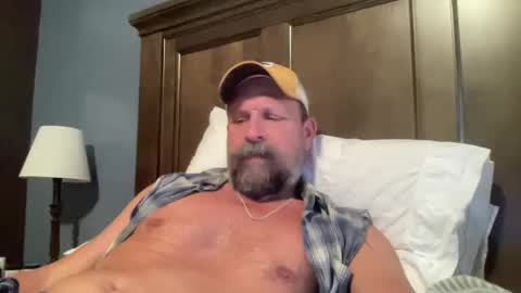 Snapshot of joestros chatting on October 3, 5:01 am joestros online show from October 3, 5:01 am