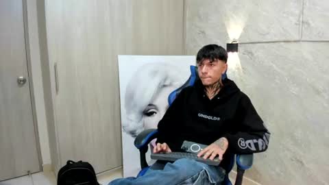 johan_tempt online show from August 1, 3:38 am