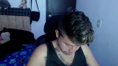 Snapshot of johanleonsweetboy chatting on October 1, 4:55 pm JOHAN independient model online show from October 1, 4:55 pm