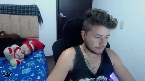 Snapshot of johanleonsweetboy chatting on September 27, 2:48 pm JOHAN independient model online show from September 27, 2:48 pm