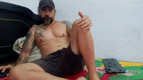 Snapshot of john_balthor chatting on January 19, 12:28 pm   online show from January 19, 12:28 pm