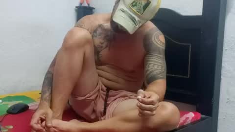 Snapshot of john_balthor chatting on February 17, 2:20 am   online show from February 17, 2:20 am