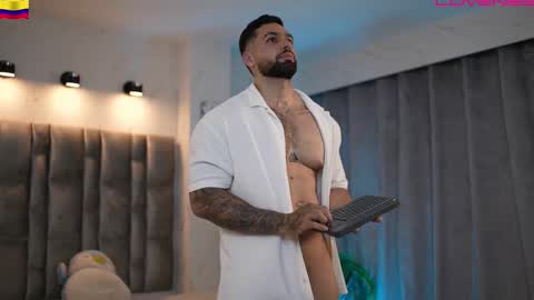 john online show from March 5, 12:29 am