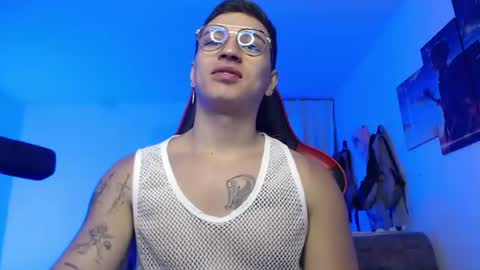 JOHN online show from June 18, 2:44 pm