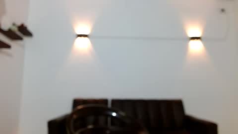 john_ssnow29 online show from March 14, 10:33 am