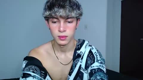 John Vichenso online show from December 2, 10:46 pm