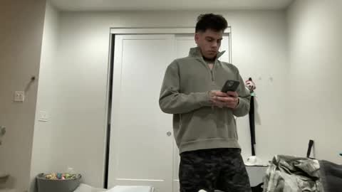 Snapshot of johnafterdark chatting on December 9, 11:58 am JAXX online show from December 9, 11:58 am