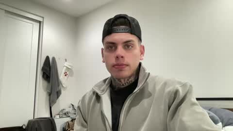 Snapshot of johnafterdark chatting on January 2, 6:23 pm JAXX online show from January 2, 6:23 pm