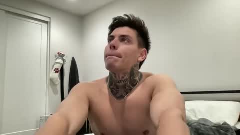 Snapshot of johnafterdark chatting on December 25, 1:42 am JAXX online show from December 25, 1:42 am