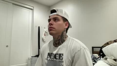 Snapshot of johnafterdark chatting on December 29, 2:38 am JAXX online show from December 29, 2:38 am