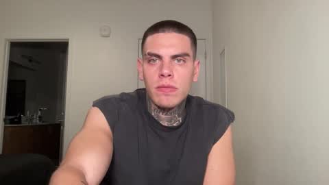 Snapshot of johnafterdark chatting on October 16, 6:32 am JAXX online show from October 16, 6:32 am