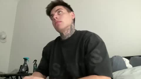 Snapshot of johnafterdark chatting on December 6, 10:08 pm JAXX online show from December 6, 10:08 pm