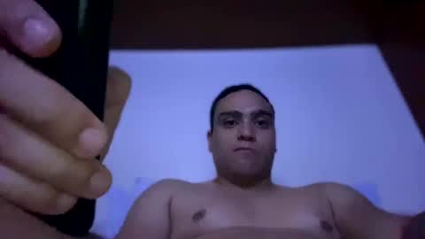 Snapshot of johnjow10 chatting on December 11, 3:22 pm JOHN online show from December 11, 3:22 pm