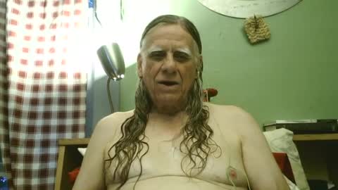 johnnieq1971 online show from July 6, 1:02 am