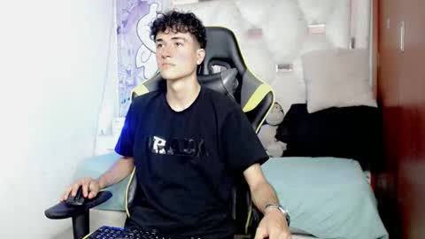 johnny_cagee online show from January 6, 4:05 am