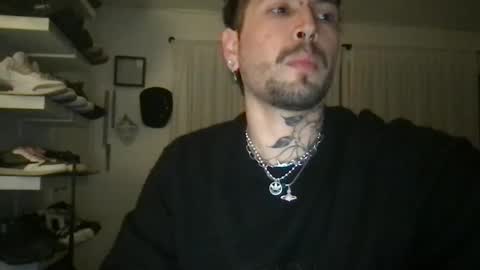 Snapshot of johnnydeep66 chatting on January 19, 9:22 am JohnnyDeep66 online show from January 19, 9:22 am