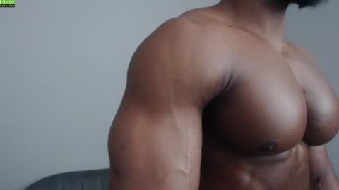 MASTER OF SUBS BETA SLAVES online show from December 6, 8:29 pm