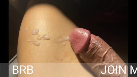 Snapshot of johnnyfun_xxx chatting on February 2, 11:11 pm Johnnystrongarms                 online show from February 2, 11:11 pm