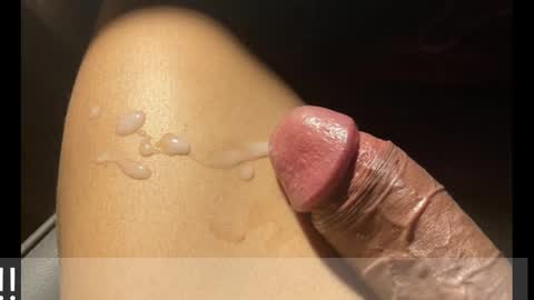 Snapshot of johnnyfun_xxx chatting on January 7, 1:28 am Johnnystrongarms                 online show from January 7, 1:28 am