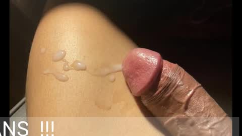 Snapshot of johnnyfun_xxx chatting on January 8, 1:53 am Johnnystrongarms                 online show from January 8, 1:53 am