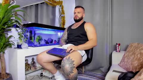 JOHNNY online show from December 20, 11:16 pm