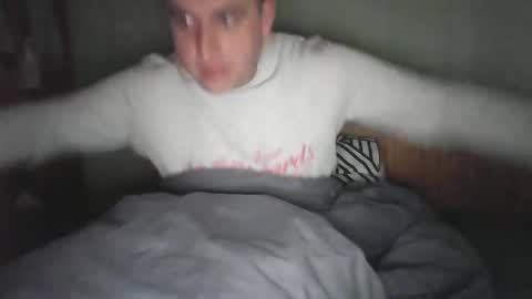Snapshot of johnoreon chatting on October 27, 11:23 am johnoreon online show from October 27, 11:23 am