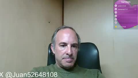 Snapshot of johnq_23 chatting on September 16, 4:08 pm John online show from September 16, 4:08 pm