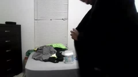 johnwayne1912 online show from October 25, 3:52 am