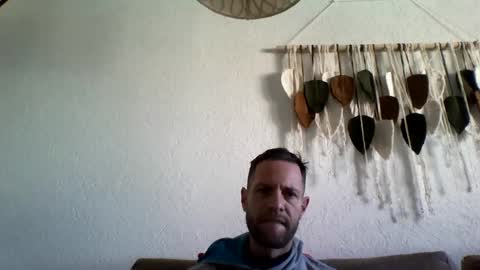 jojo19844 online show from November 14, 9:44 am