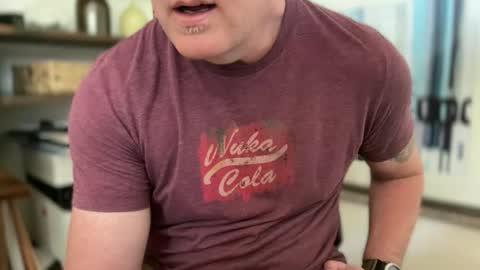 jollyhgt online show from April 17, 9:39 pm