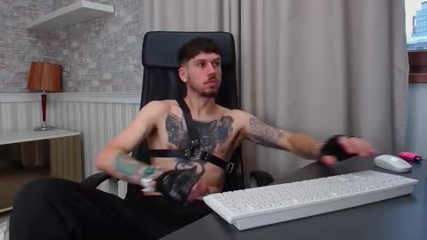 JonahShaw online show from October 7, 5:44 am