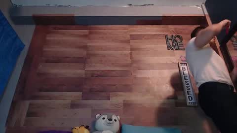 jonathancast08 online show from November 3, 5:15 pm