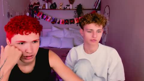 Snapshot of jonny_dark chatting on October 28, 11:45 am Jonny online show from October 28, 11:45 am