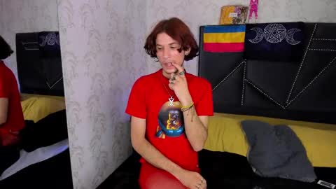 jonny_gilbert online show from September 26, 5:16 am