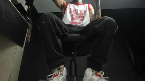 jordan33blake online show from February 18, 12:39 pm