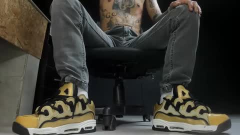 jordan33blake online show from January 25, 12:58 pm