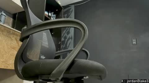 jordan33blake online show from January 17, 12:31 pm