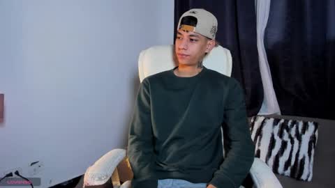 Josep online show from December 16, 11:39 pm