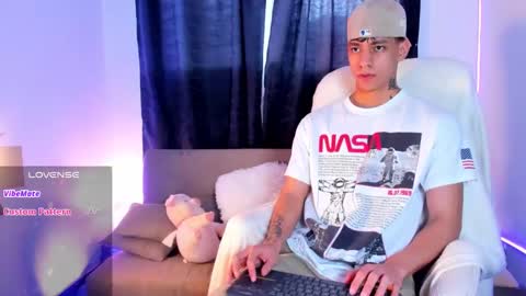 Josep online show from February 9, 10:00 pm