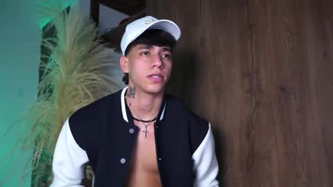 Josep online show from November 21, 11:37 pm