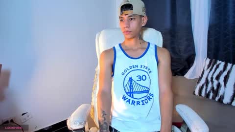 Josep online show from December 18, 11:19 pm