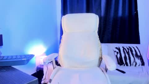 Josep online show from January 30, 12:18 am