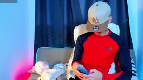 Josep online show from December 28, 11:37 pm