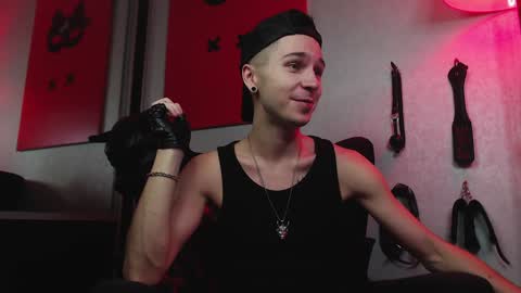 Snapshot of joseph__quinn chatting on January 24, 9:15 pm Master Joseph online show from January 24, 9:15 pm