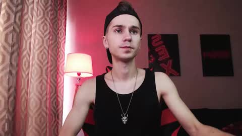 Snapshot of joseph__quinn chatting on October 18, 8:30 am Master Joseph online show from October 18, 8:30 am