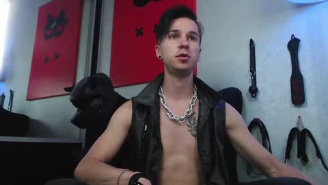 Snapshot of joseph__quinn chatting on February 16, 8:43 am Master Joseph online show from February 16, 8:43 am