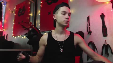 Snapshot of joseph__quinn chatting on January 8, 7:55 am Master Joseph online show from January 8, 7:55 am