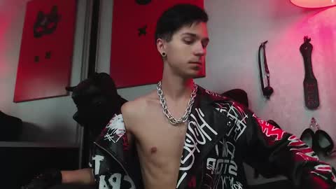 Snapshot of joseph__quinn chatting on February 28, 8:20 am Master Joseph online show from February 28, 8:20 am